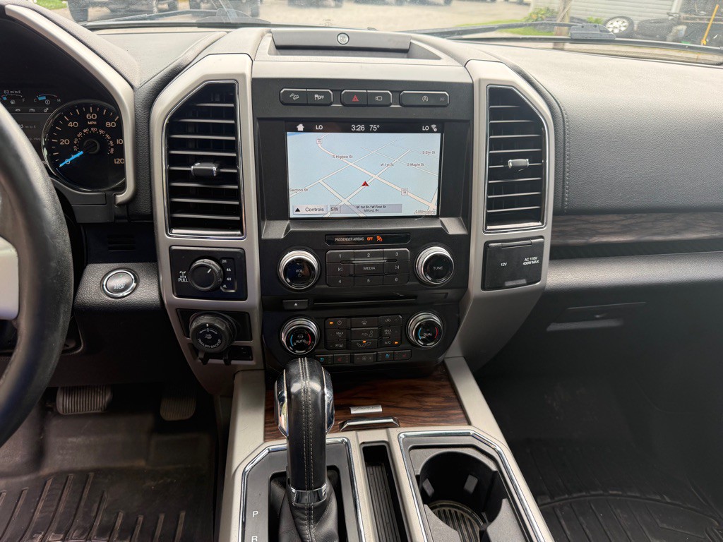 2018 Ford F-150 Image 12