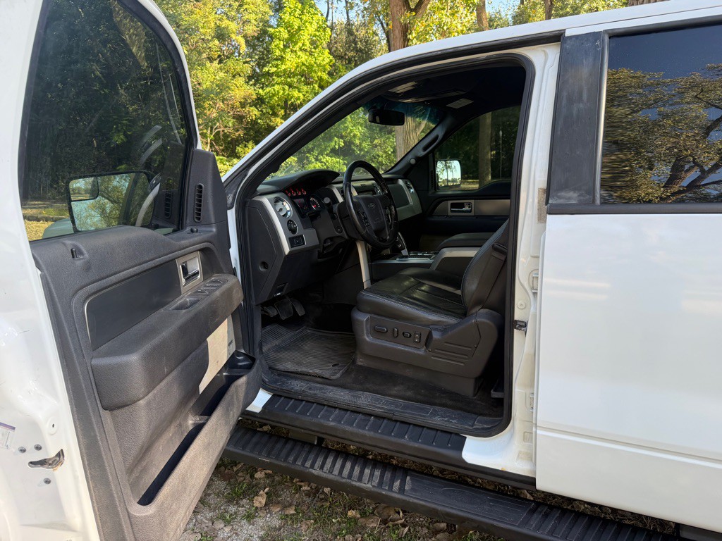 2013 Ford F-150 Image 9