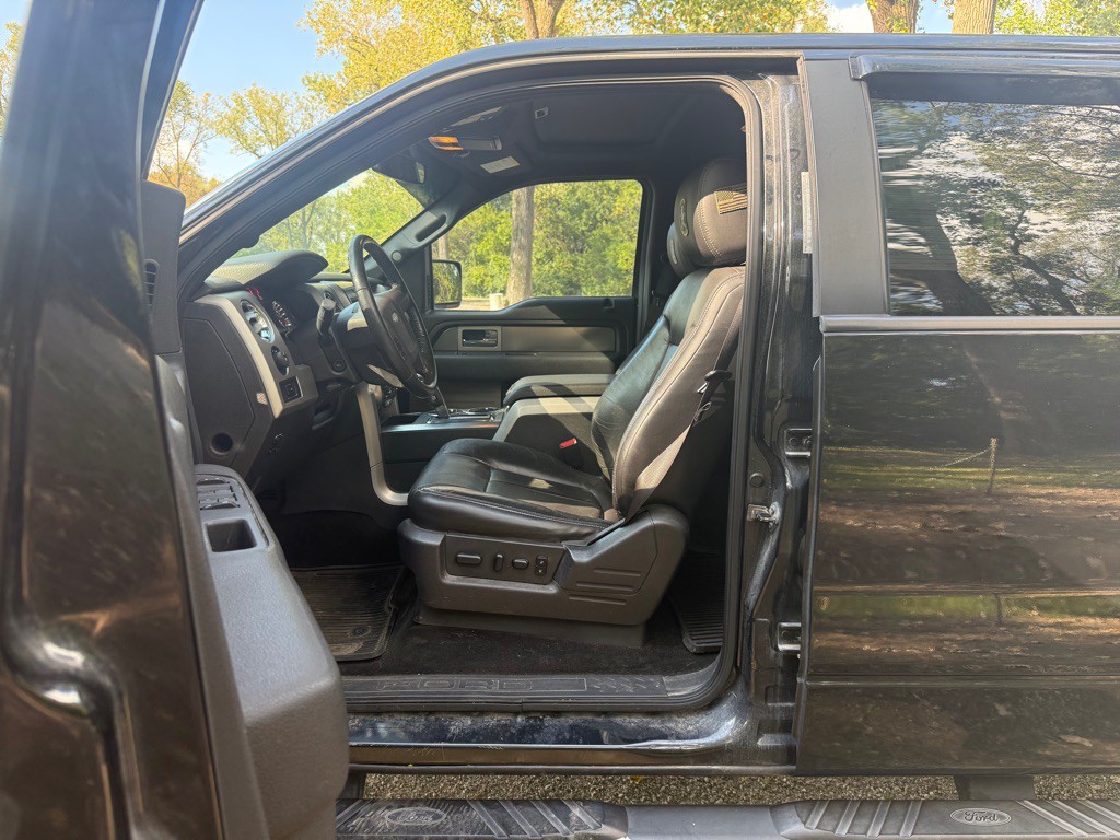 2014 Ford F-150 Image 10