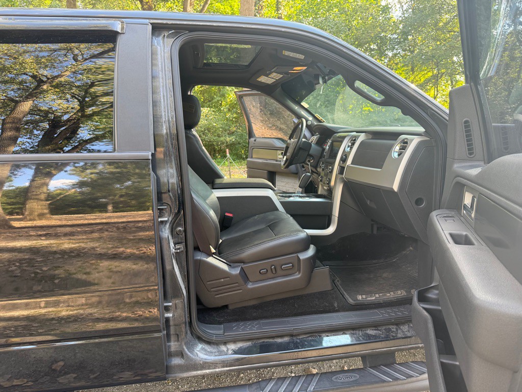 2014 Ford F-150 Image 18