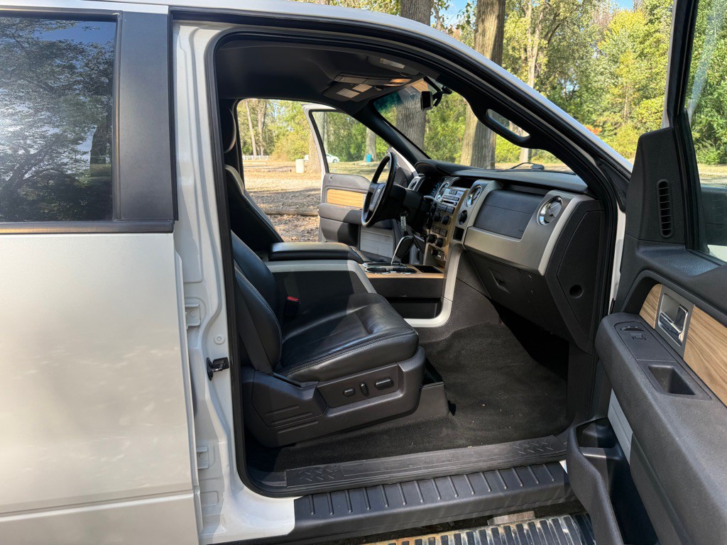 2011 Ford F-150 Image 16