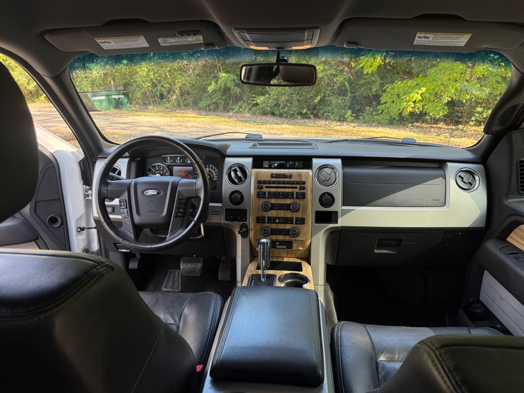 2011 Ford F-150 Image 18