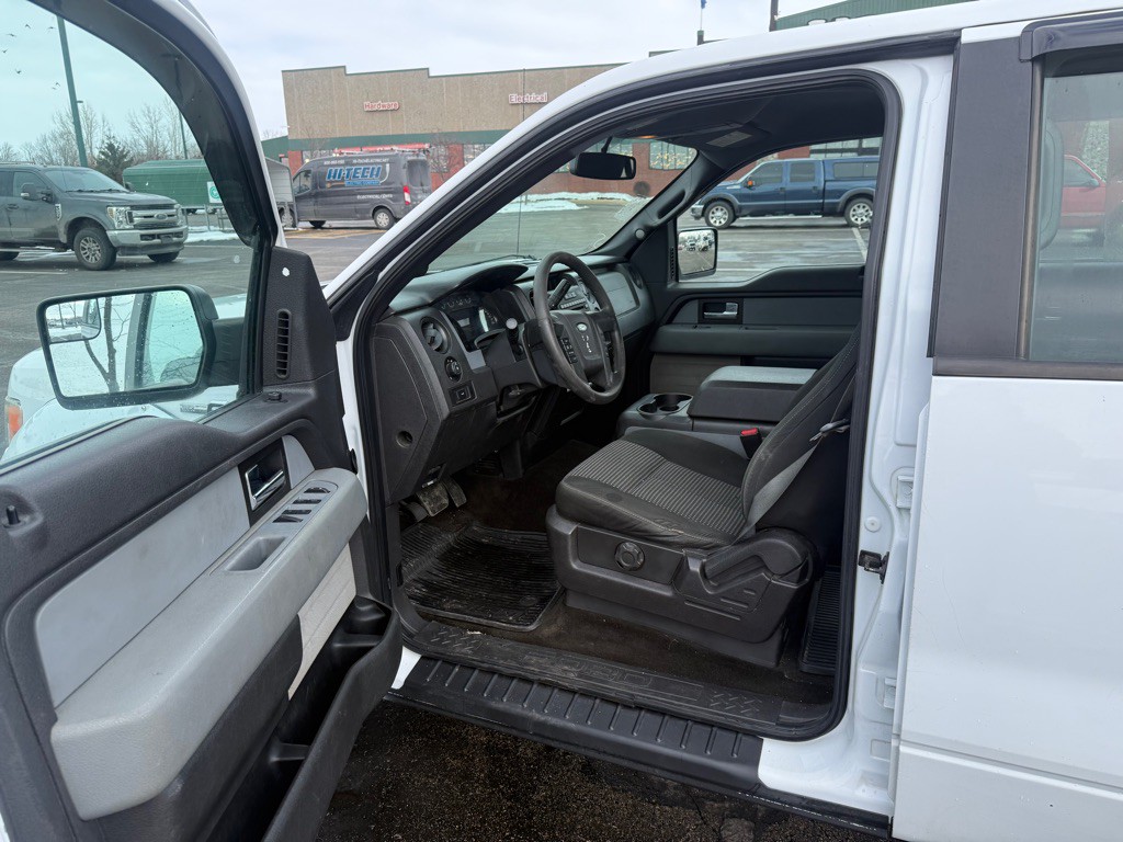 2014 Ford F-150 Image 9