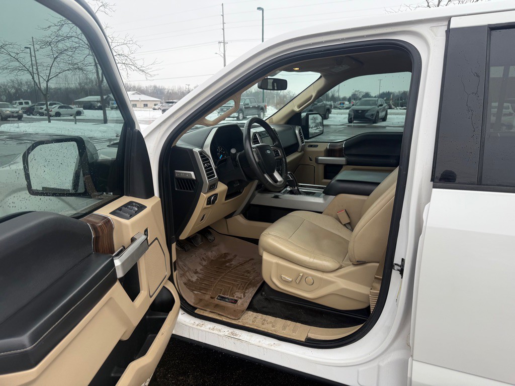 2015 Ford F-150 Image 9