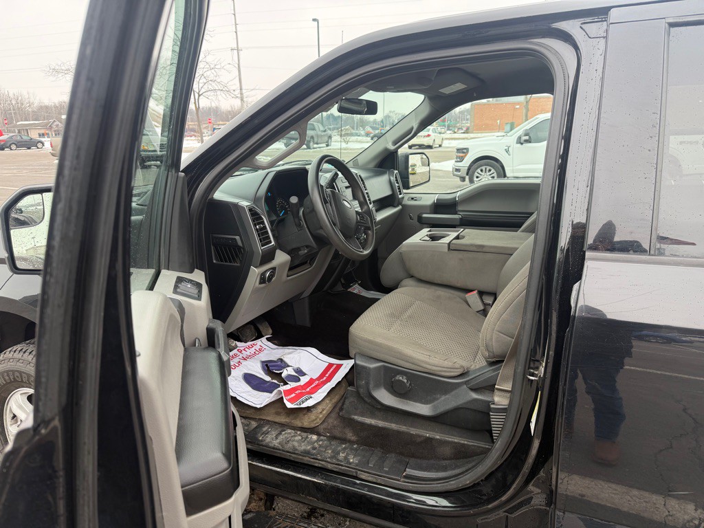 2017 Ford F-150 Image 9