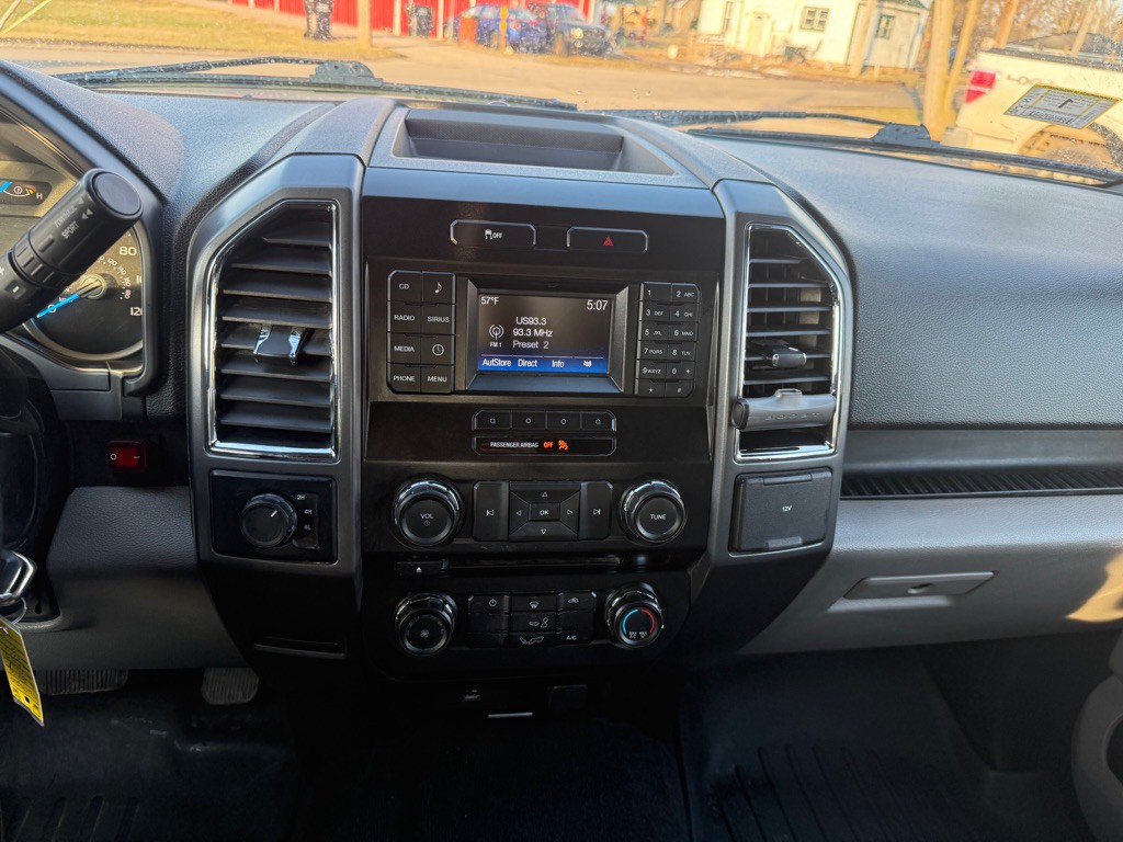 2016 Ford F-150 Image 12