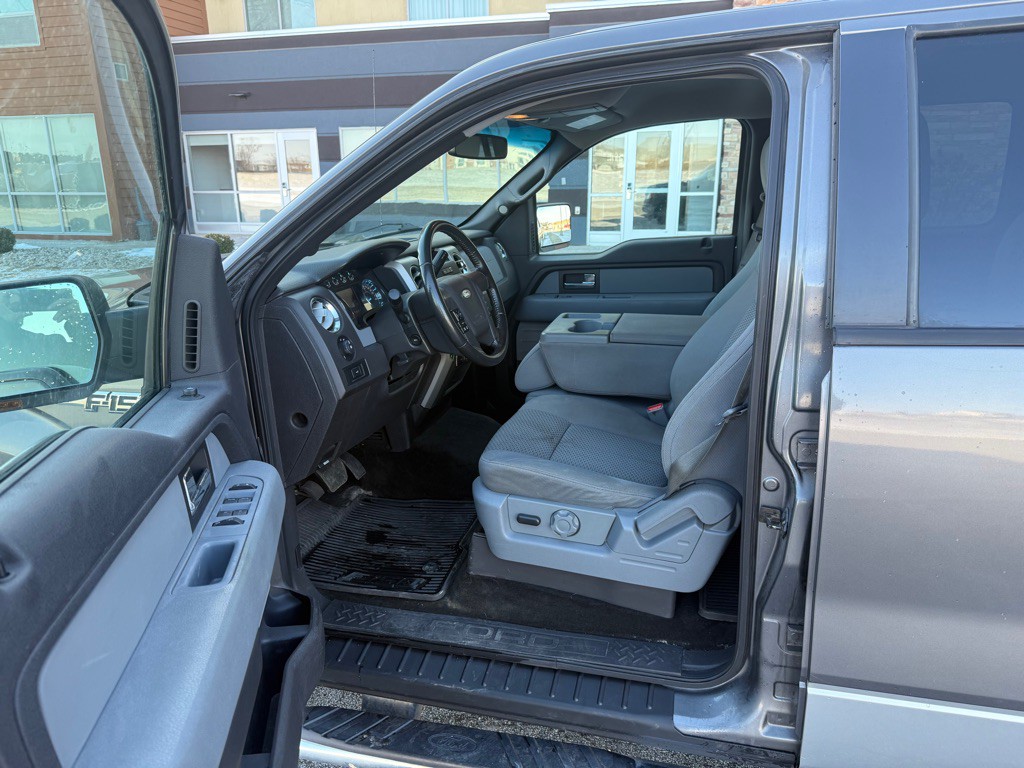 2012 Ford F-150 Image 9