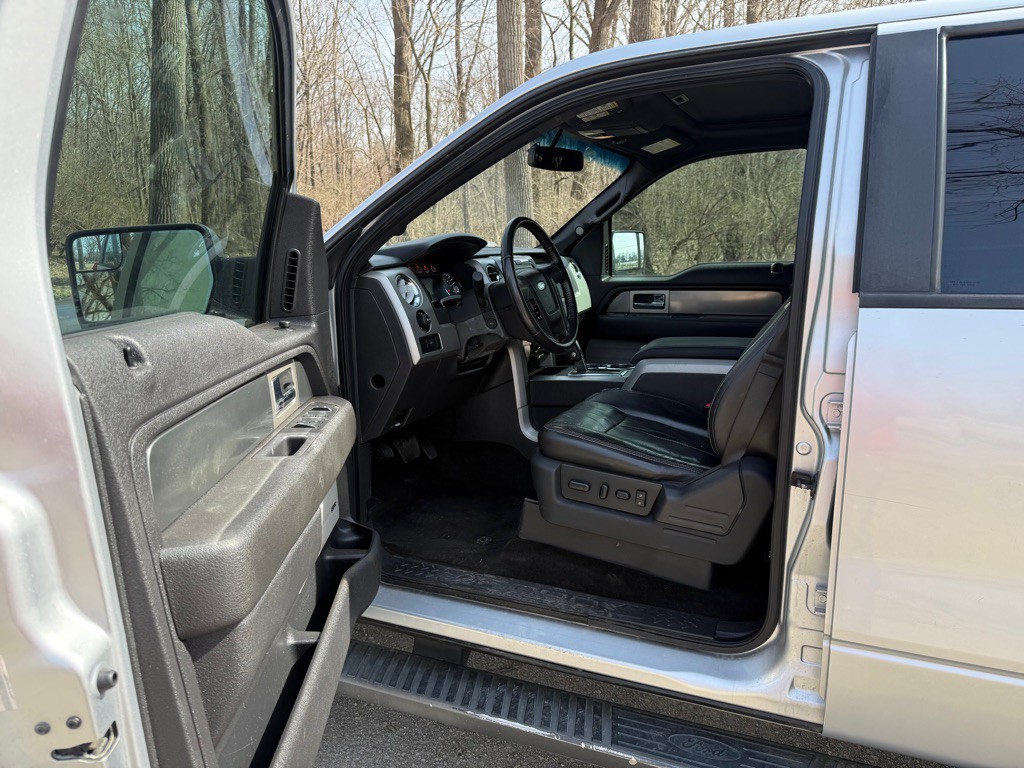 2013 Ford F-150 Image 9