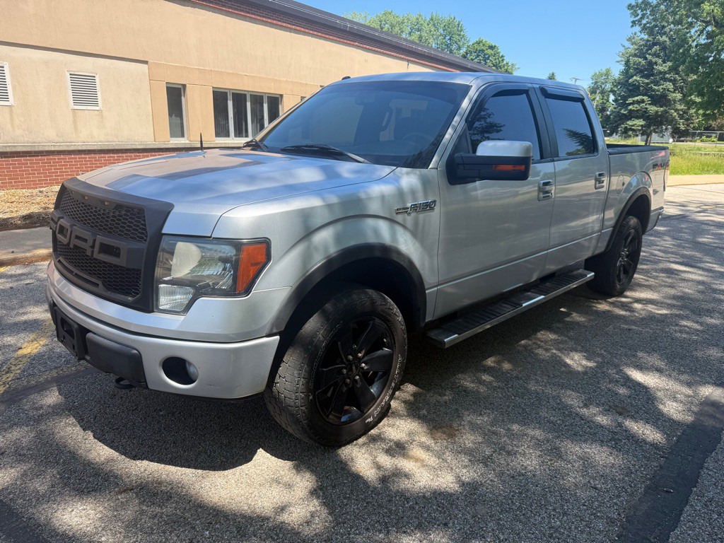 2011 Ford F-150 Image 1