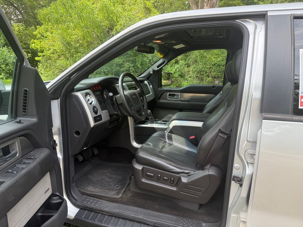 2014 Ford F-150 Image 9
