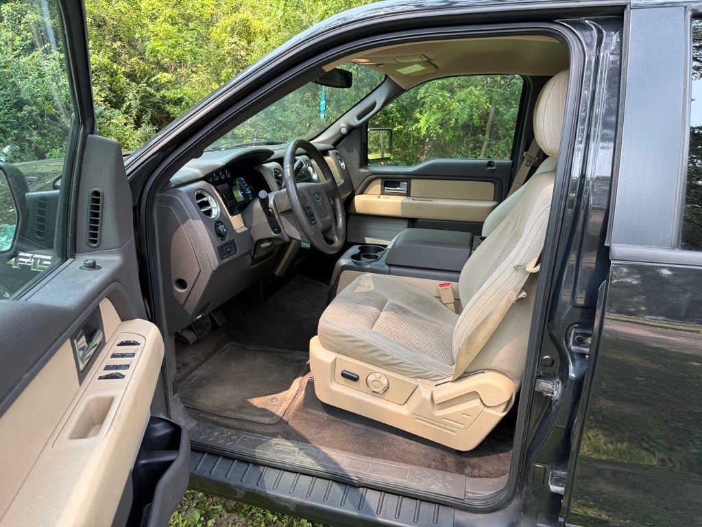 2012 Ford F-150 Image 9