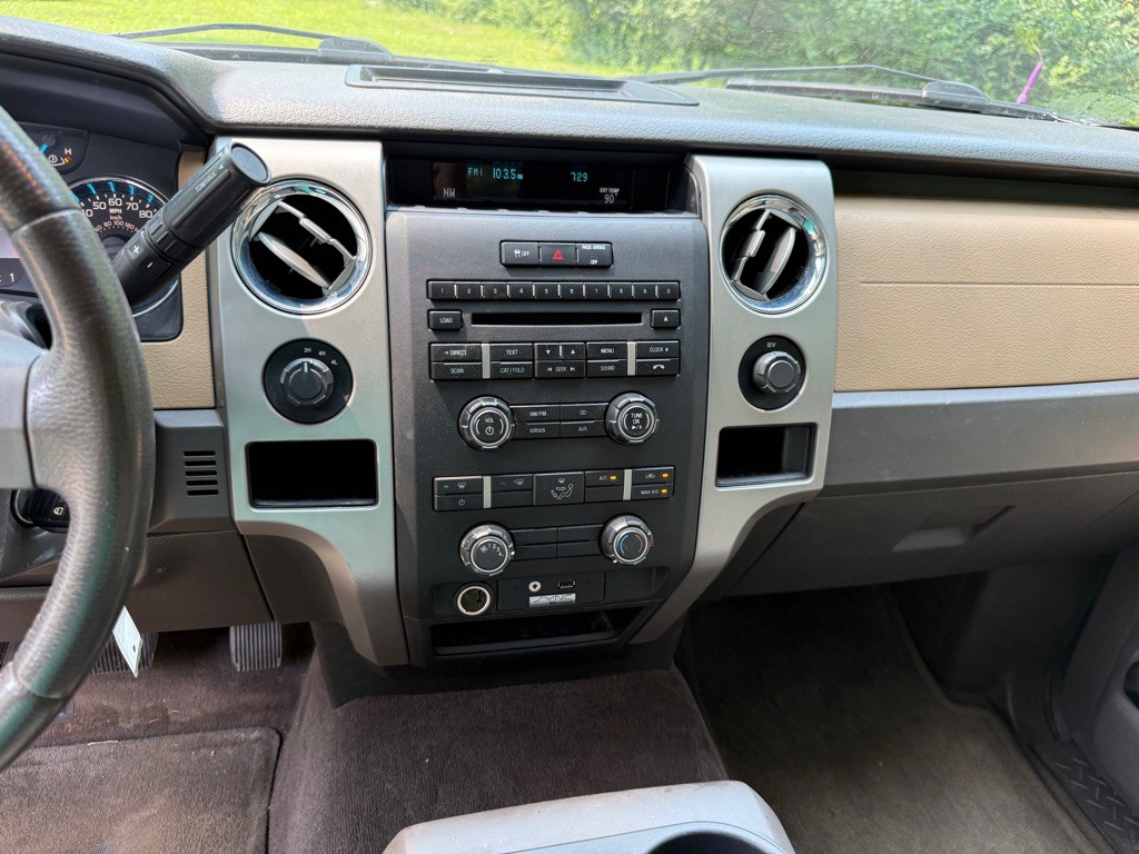2012 Ford F-150 Image 12