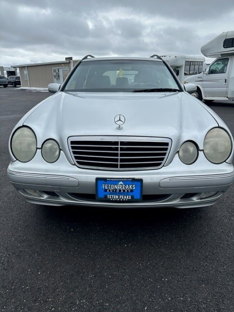 2000 Mercedes-Benz E-Class Image 8