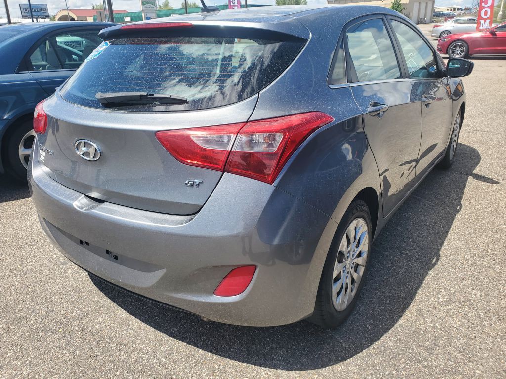 2017 Hyundai Elantra Image 4
