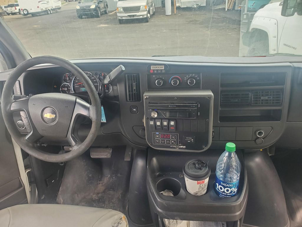 2014 Chevrolet Express Image 5