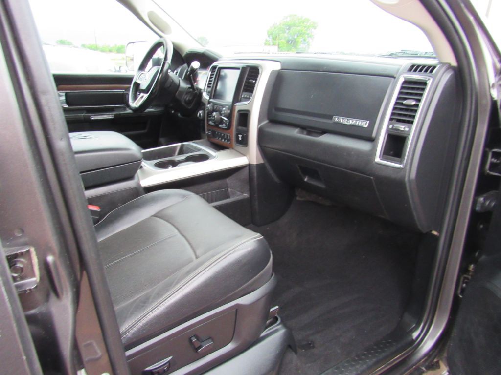 2018 RAM 3500 Image 8