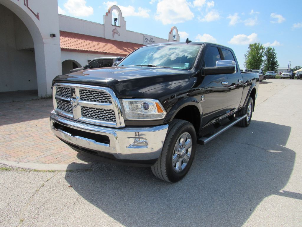 2016 RAM 3500 Image 3