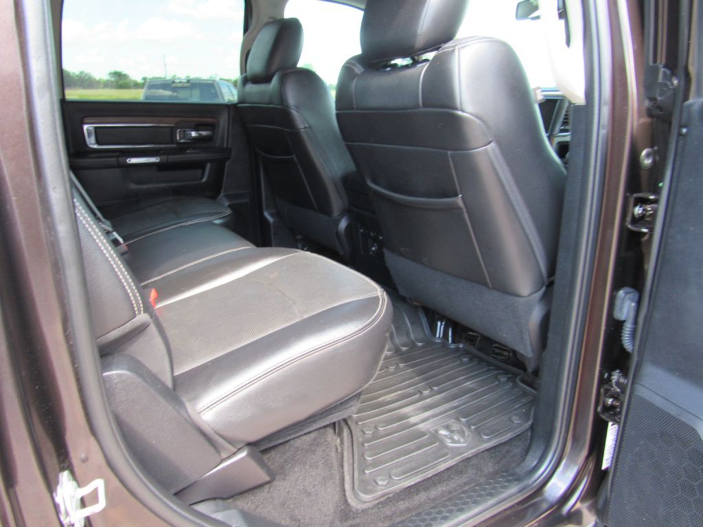 2016 RAM 3500 Image 10