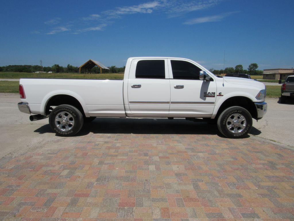 2014 RAM 3500 Image 2