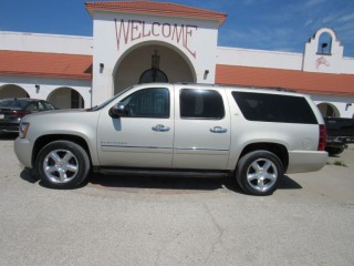 Image for 2014 Chevrolet Suburban 1500 LTZ ID: 6675128