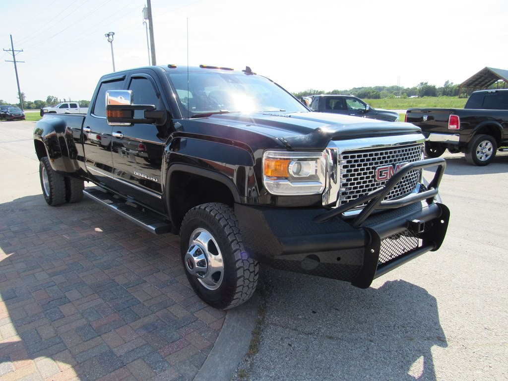 2016 GMC Sierra Image 4