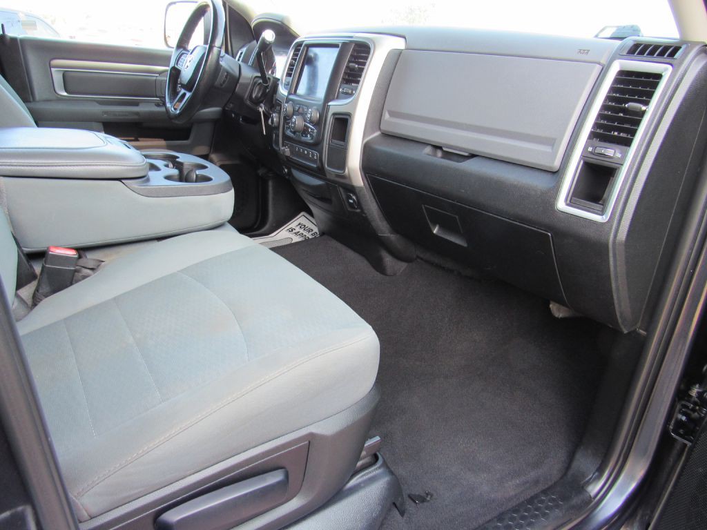 2018 RAM 3500 Image 8