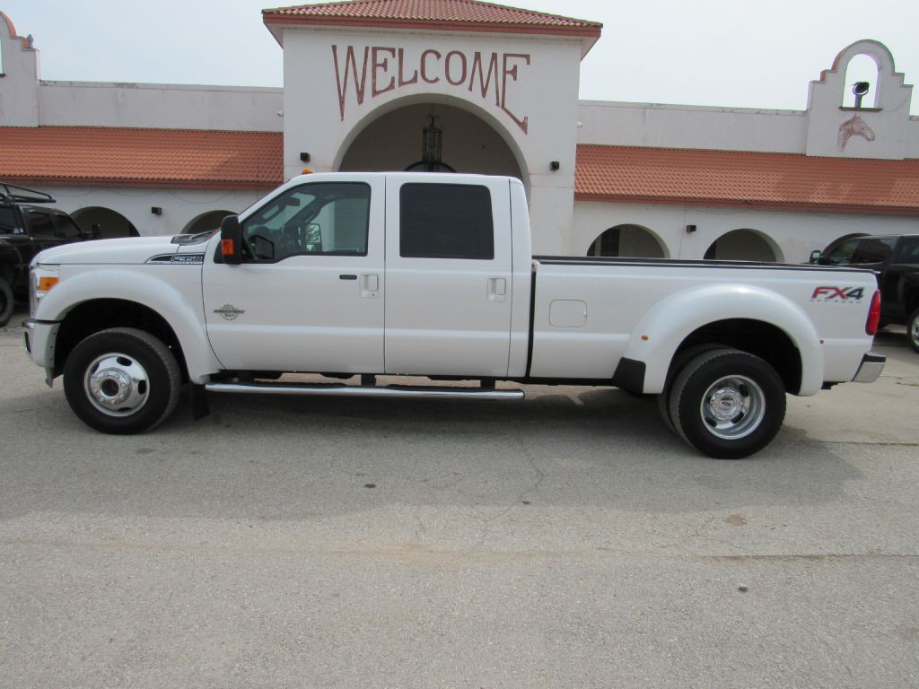 2016 Ford F-350 Image 1