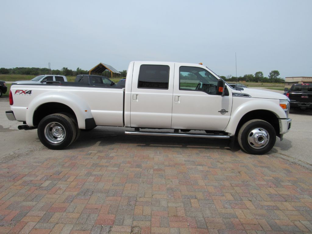 2016 Ford F-350 Image 2