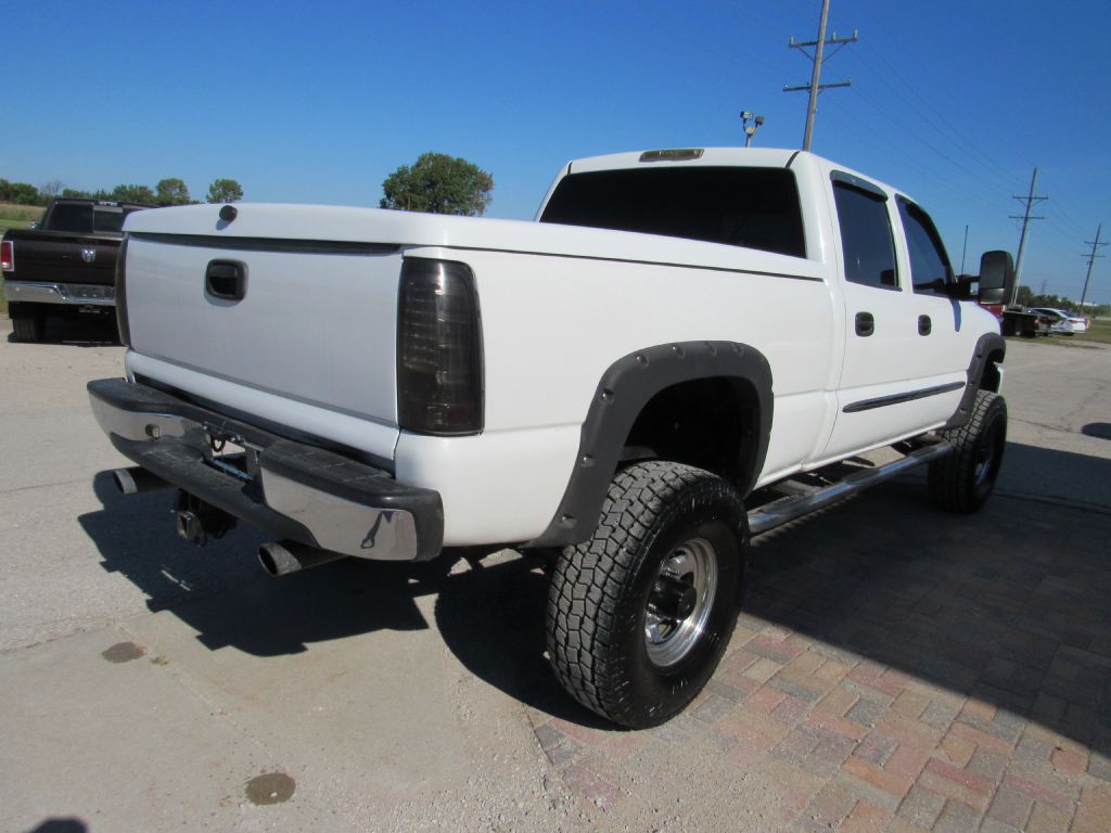 2006 GMC Sierra Image 6