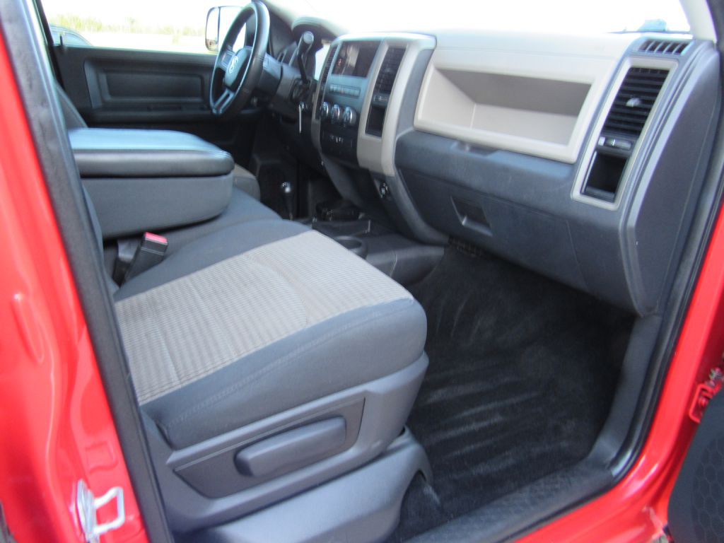 2010 Dodge Ram 3500 Image 8