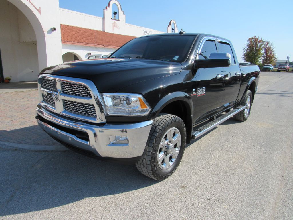 2016 RAM 3500 Image 3