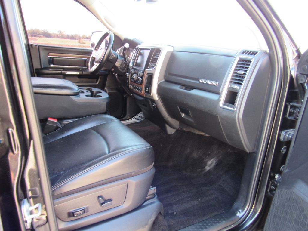 2016 RAM 3500 Image 8