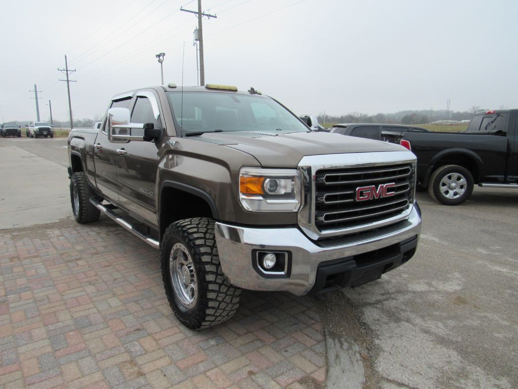 2015 GMC Sierra Image 4