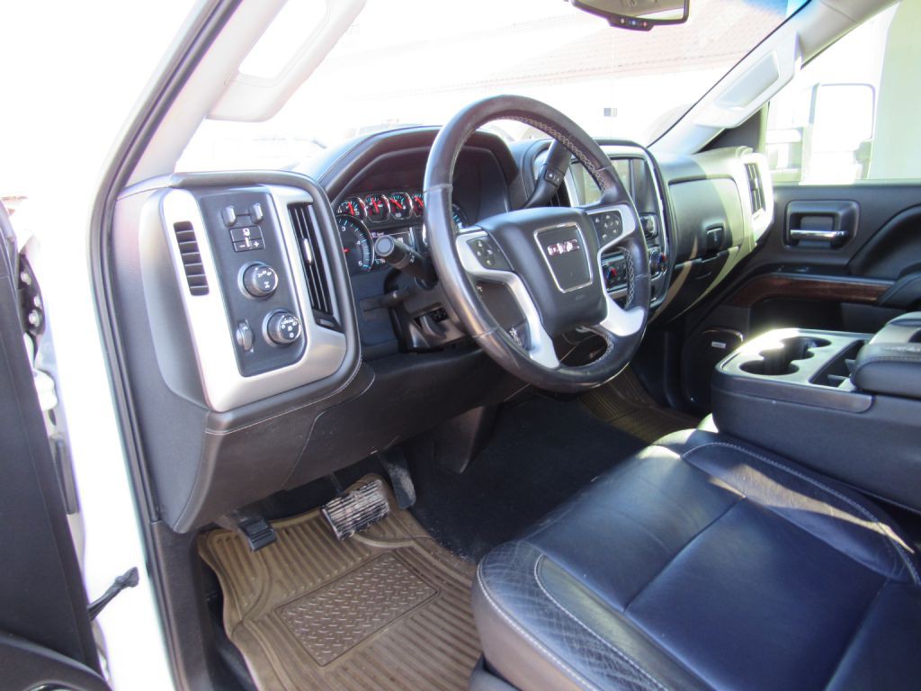 2018 GMC Sierra Image 7