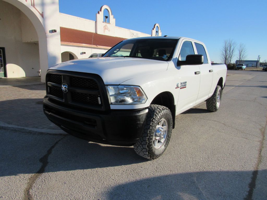 2016 RAM 2500 Image 3