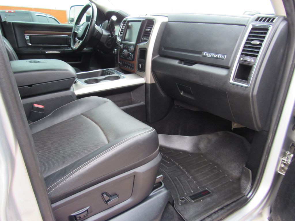 2016 RAM 2500 Image 8