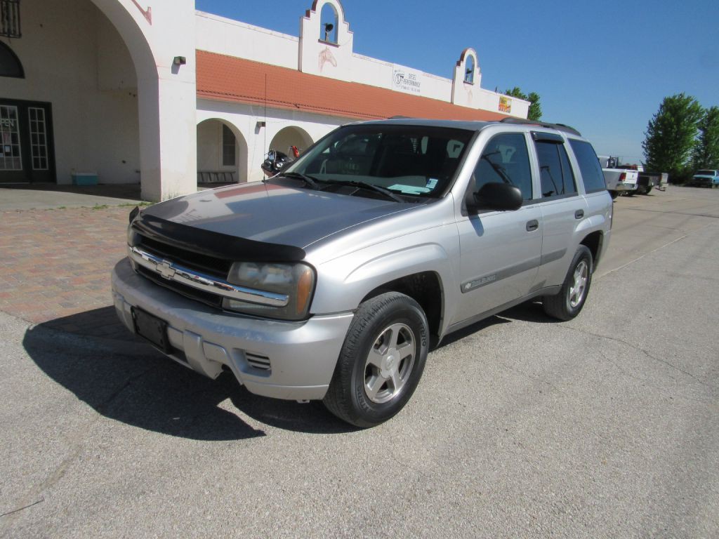 2004 Chevrolet Trailblazer Image 3