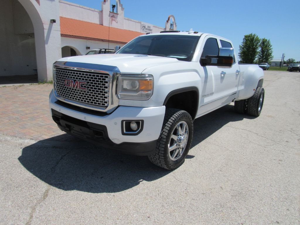 2016 GMC Sierra Image 3