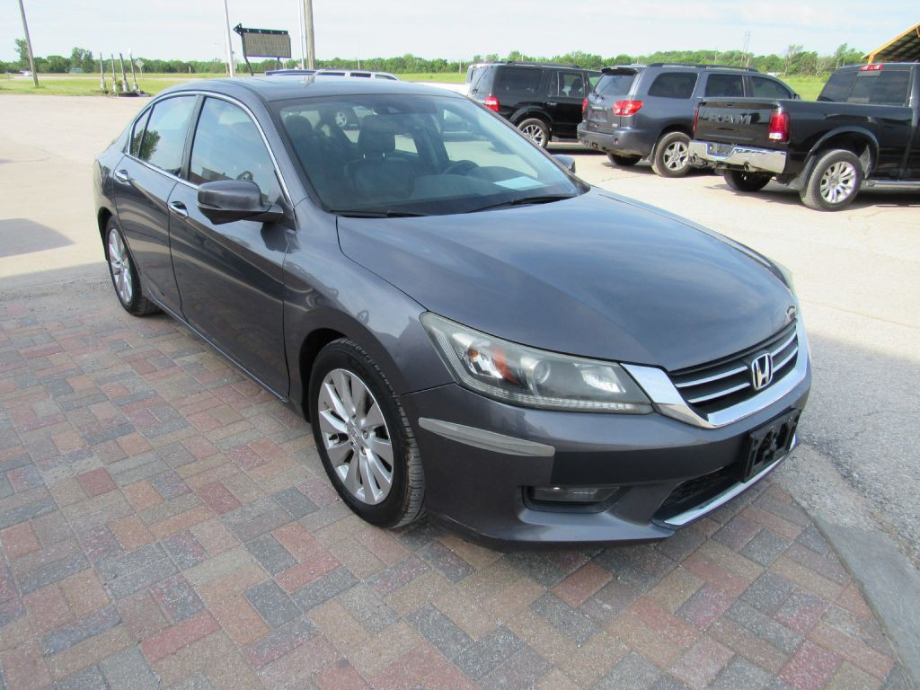 2015 Honda Accord Image 4