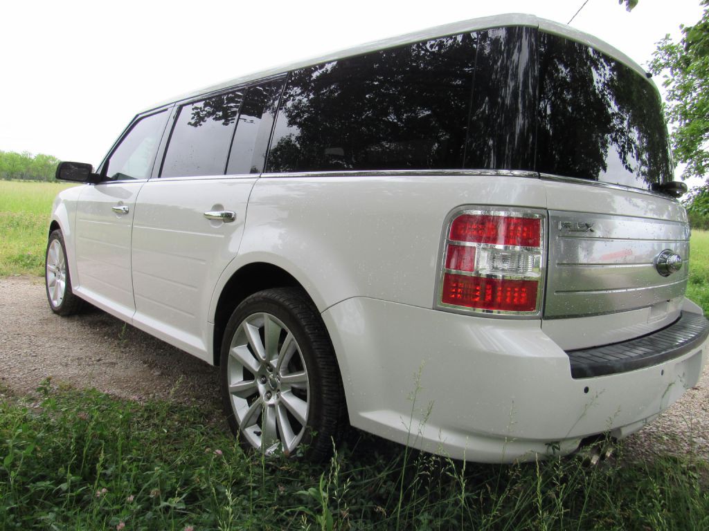 2011 Ford Flex Image 6