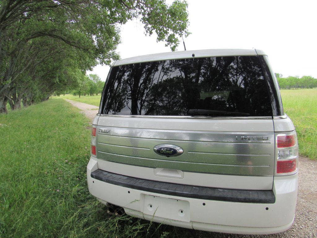2011 Ford Flex Image 7