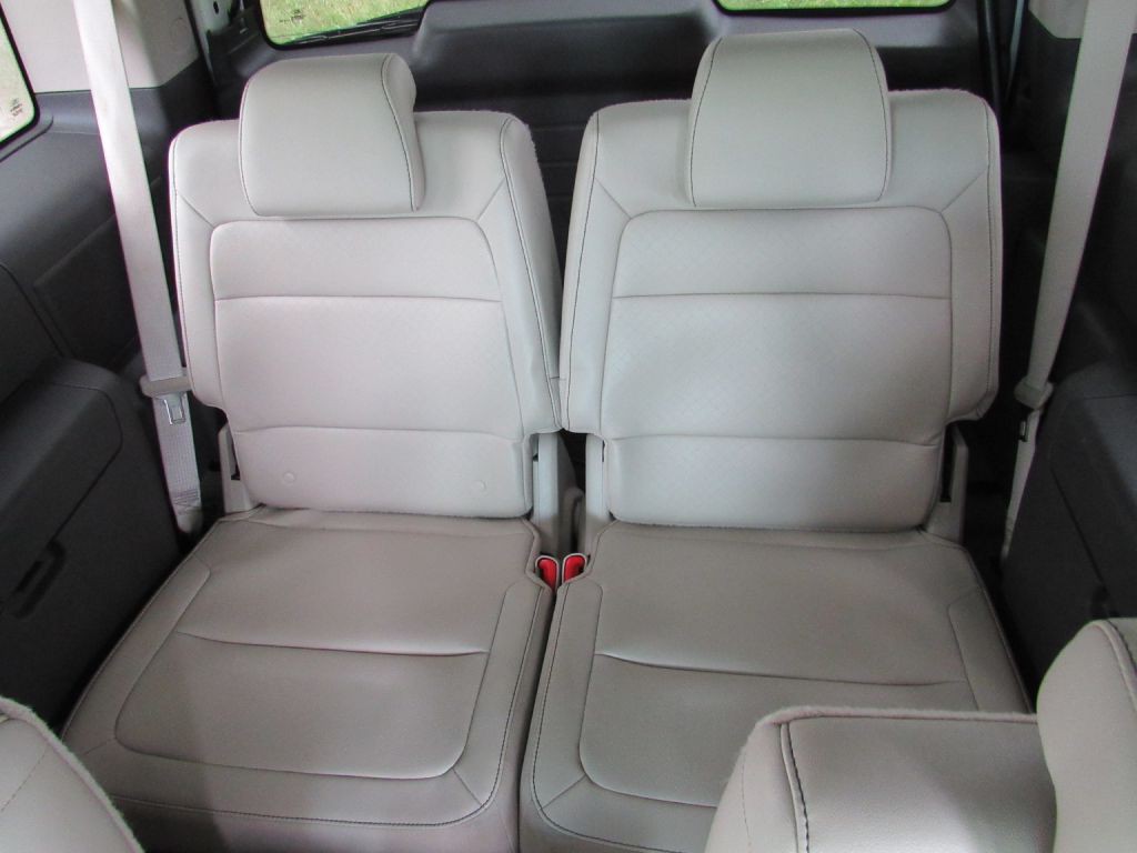 2011 Ford Flex Image 12
