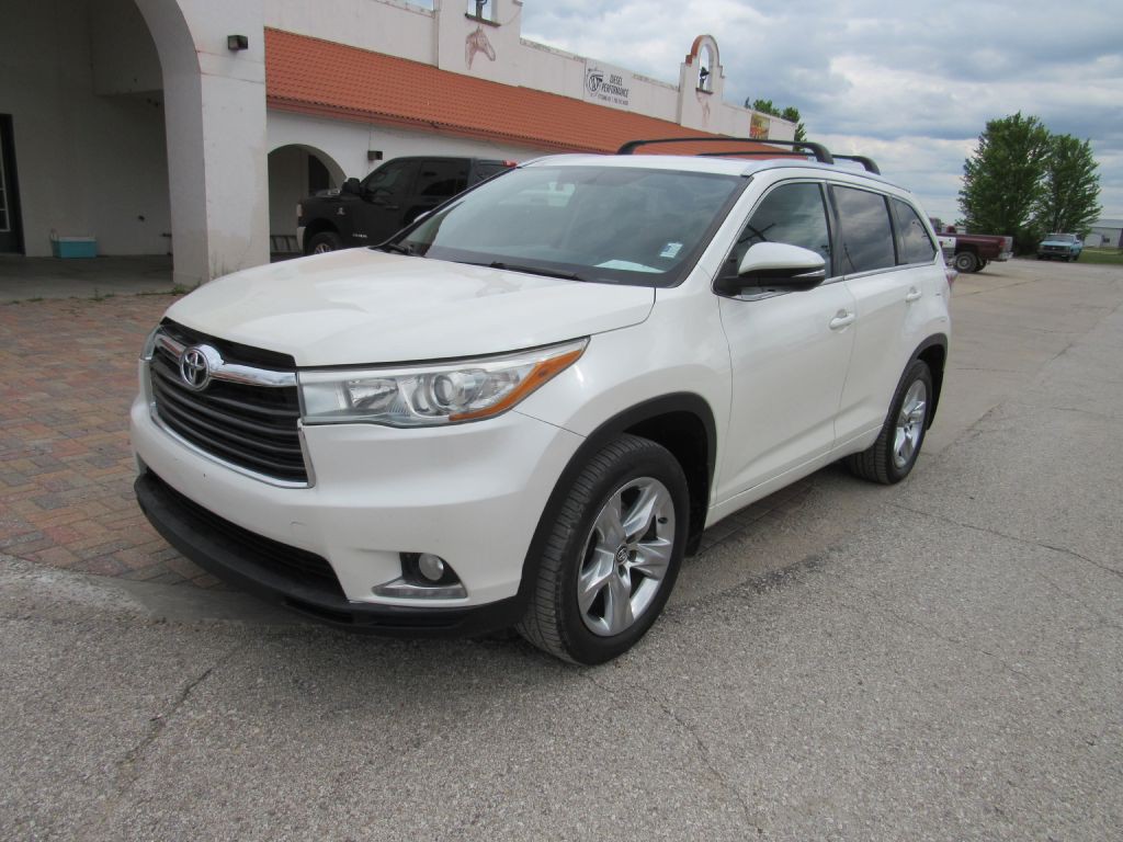 2016 Toyota Highlander Image 3