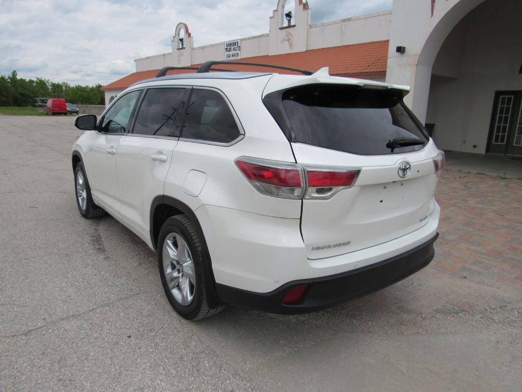 2016 Toyota Highlander Image 5