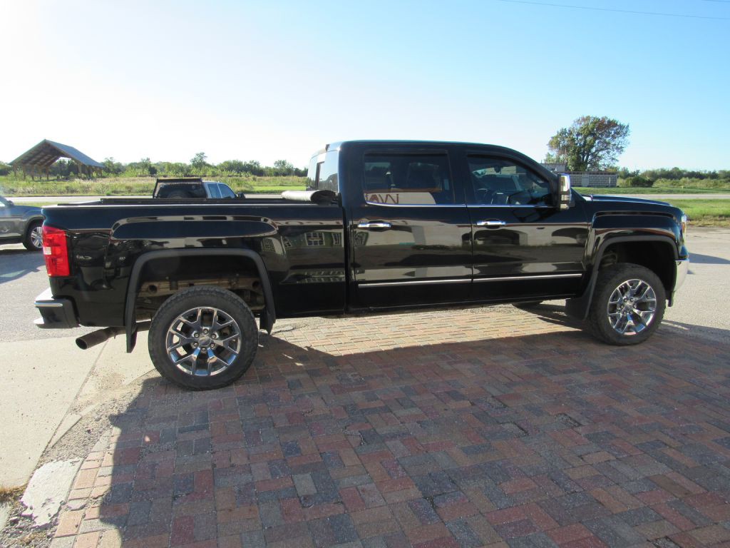2014 GMC Sierra Image 2