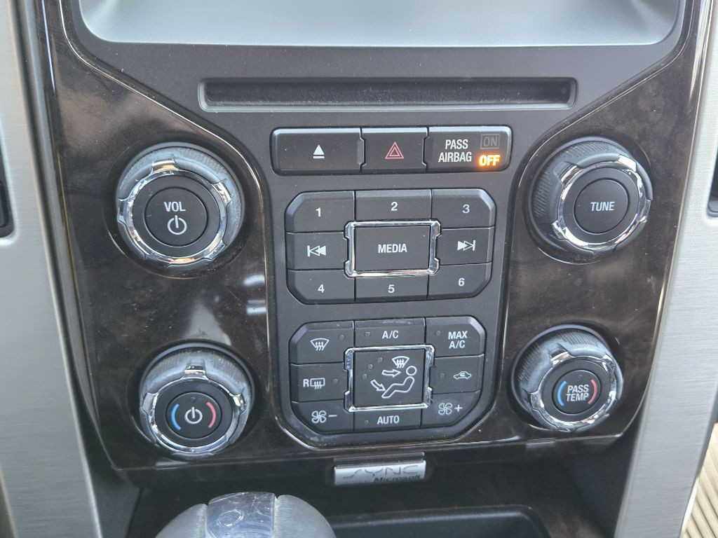 2014 Ford F-150 Image 17