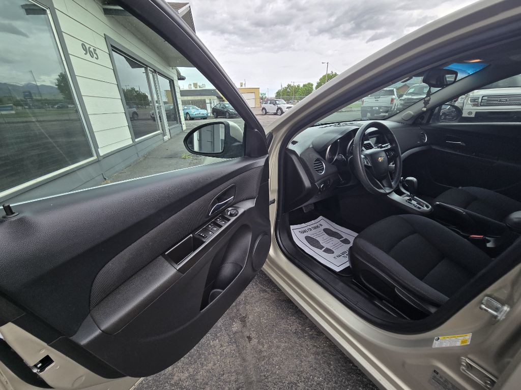 2016 Chevrolet Cruze Image 9