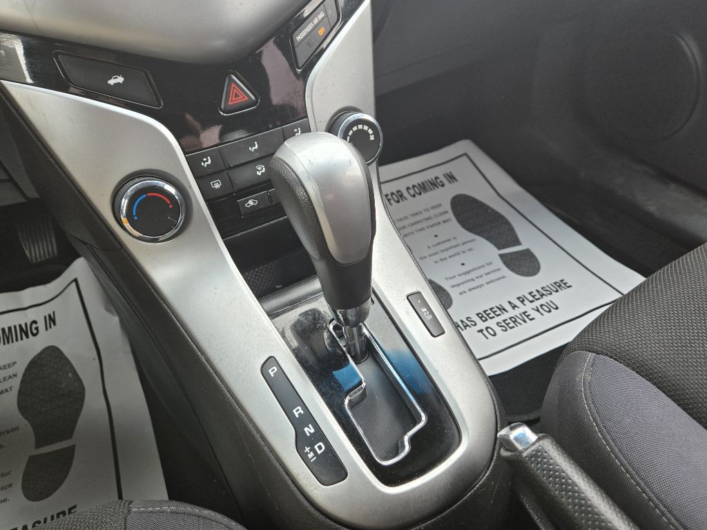 2016 Chevrolet Cruze Image 15