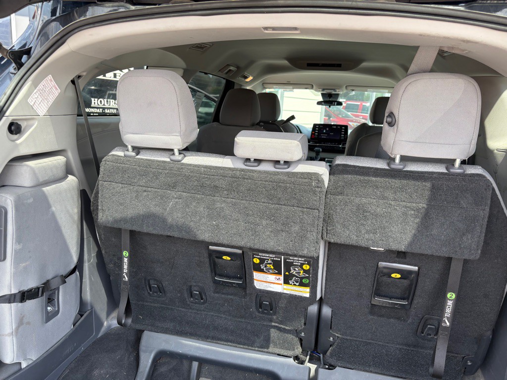 2021 Toyota Sienna Image 16
