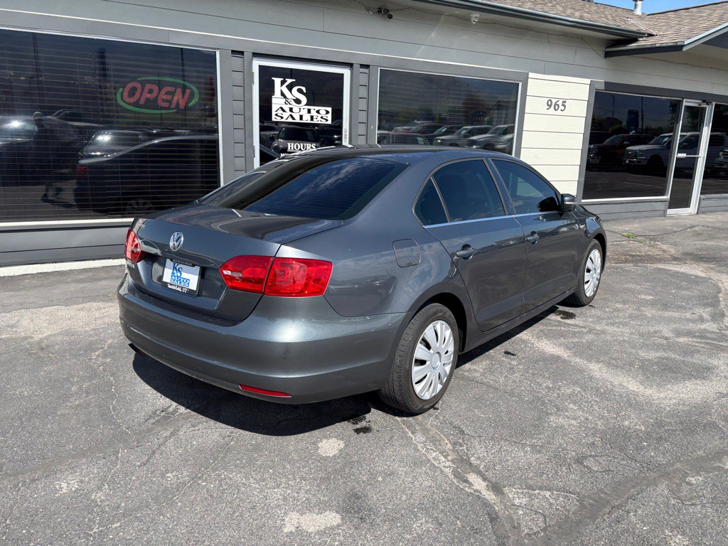 2013 Volkswagen Jetta Image 3